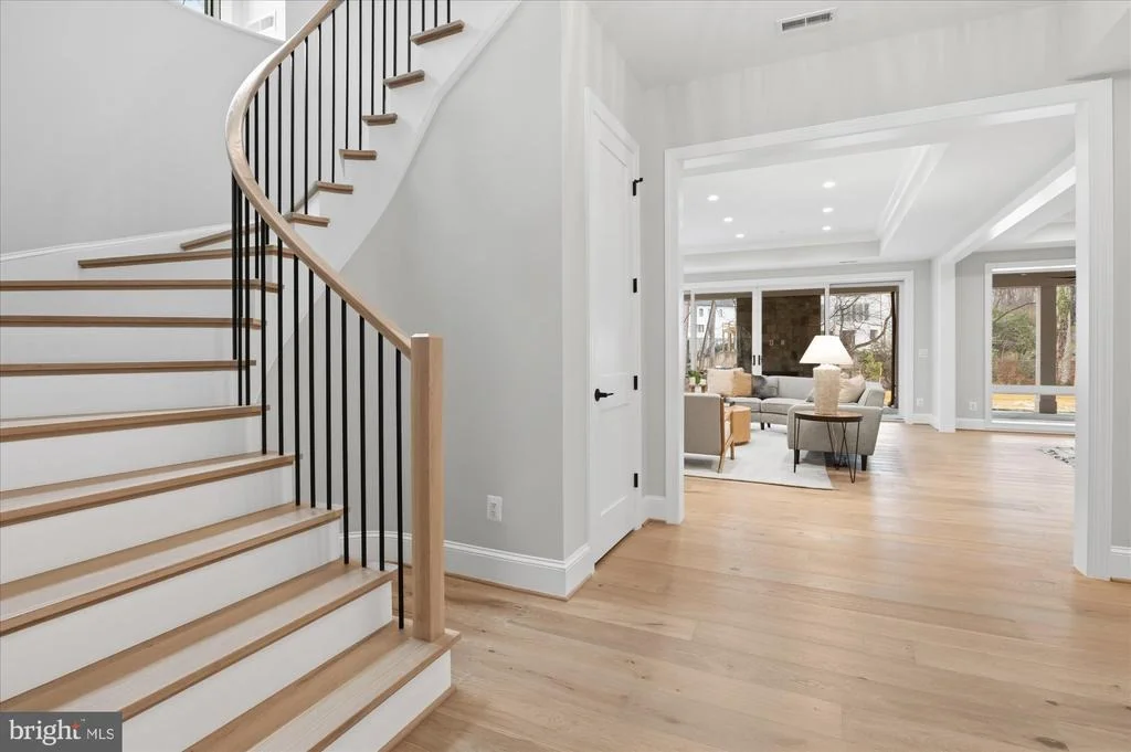 Photo of 7008 ARBOR LANE