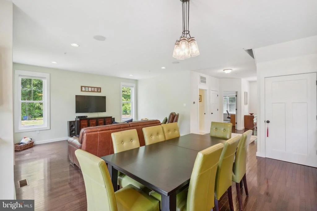Photo of 803 NORWOOD ROAD