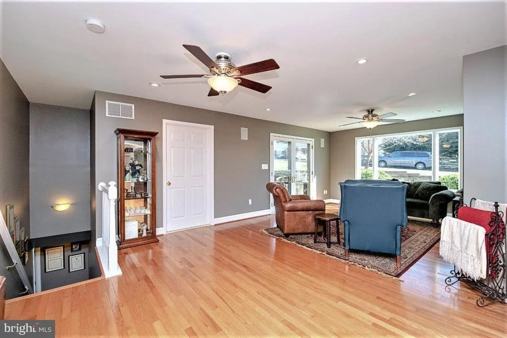 Photo of 400 RANGE ROAD