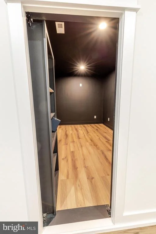Photo of 23851 LANDS END DRIVE
