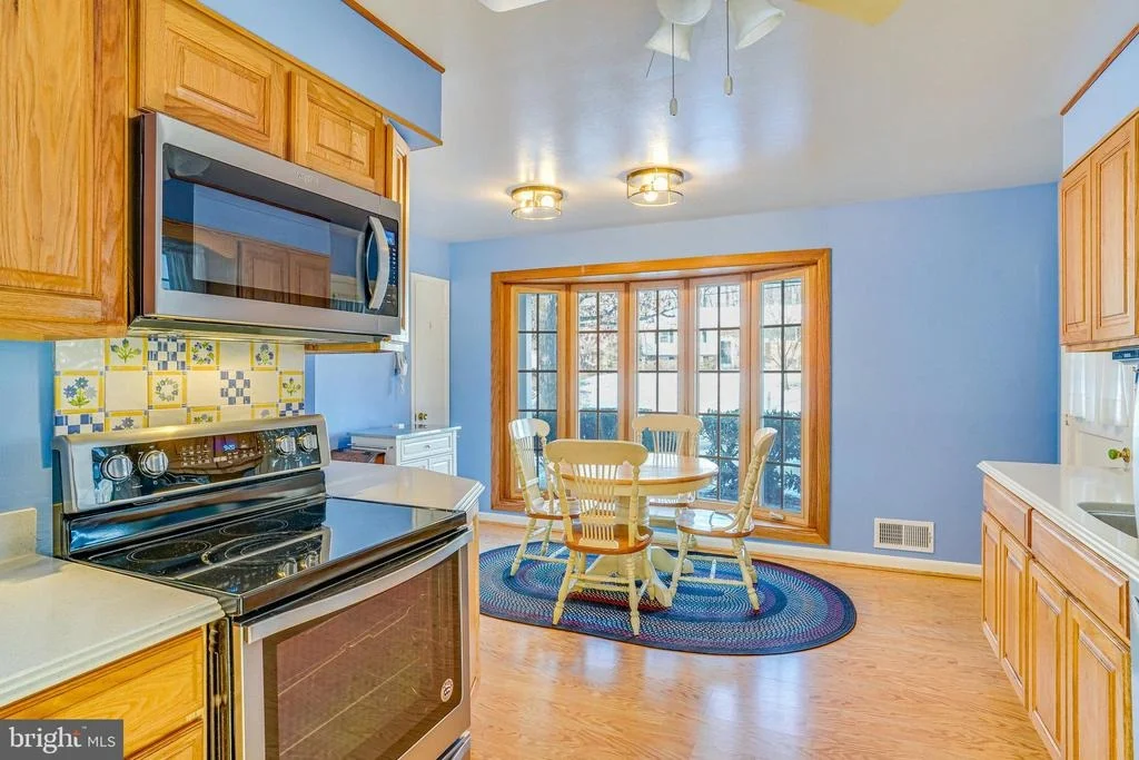 Photo of 4825 KINGSTON DRIVE