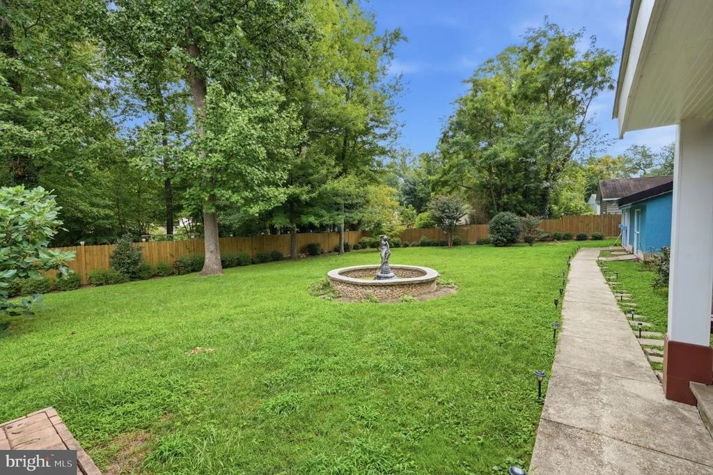Photo of 7305 BROOKCREST PLACE
