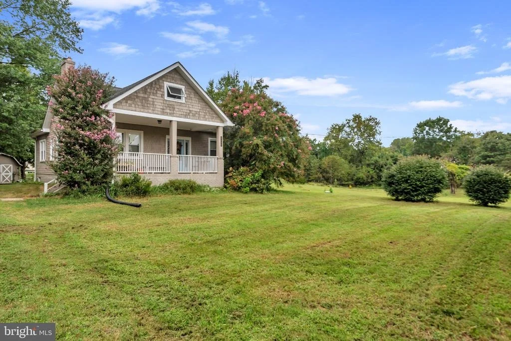 Photo of 8935 FAIRGROUND ROAD