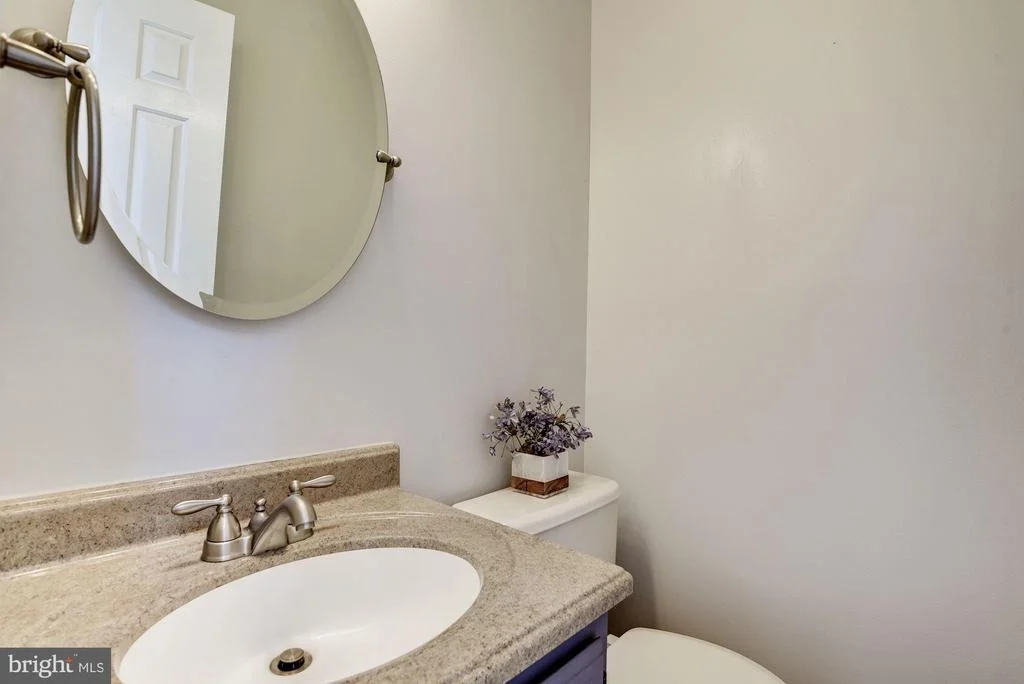 Photo of 1313 CROCKETT LANE