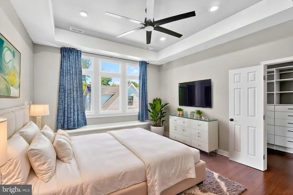 Photo of 4415 BRADLEY LANE