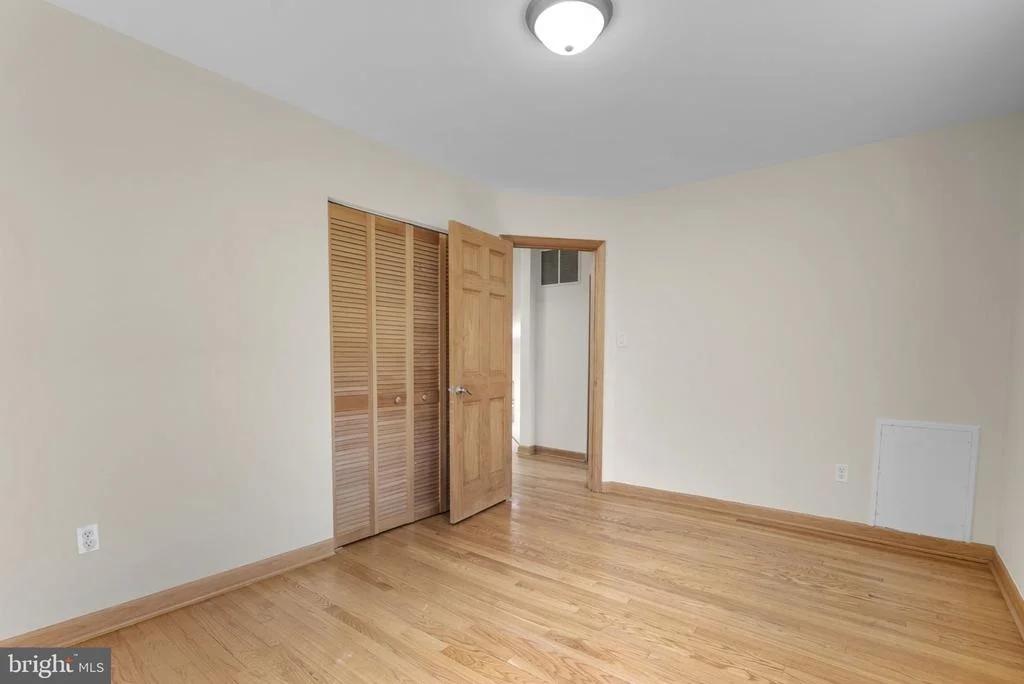 Photo of 8810 SPRING VALLEY ROAD