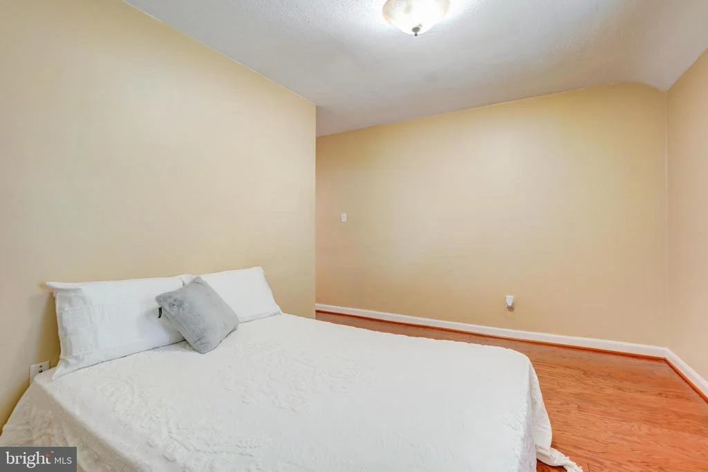Photo of 2303 BRETON DRIVE