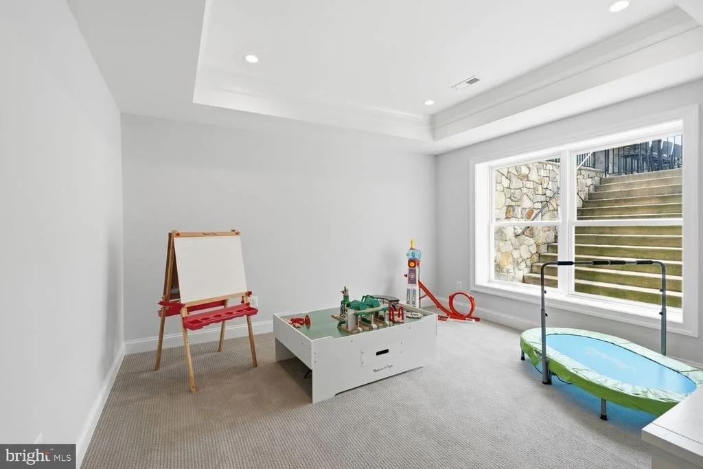 Photo of 6909 ARBOR LANE
