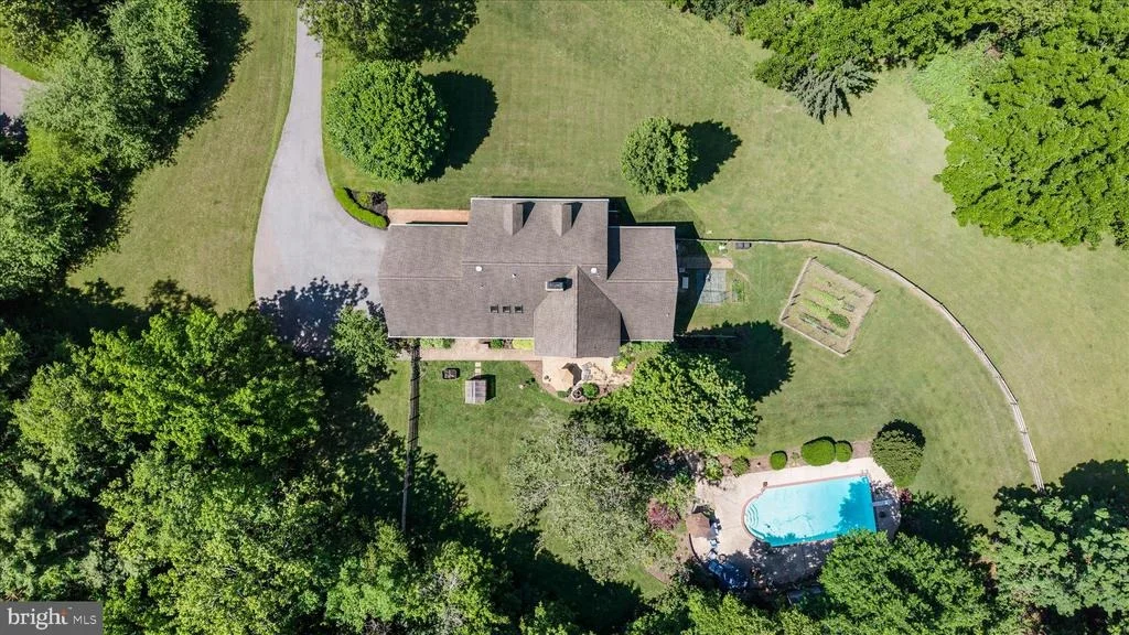 Photo of 6742 DEER SPRING LANE