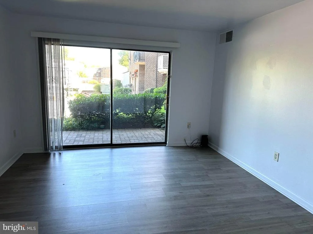 Photo of Unit 101 at 17821 BUEHLER ROAD