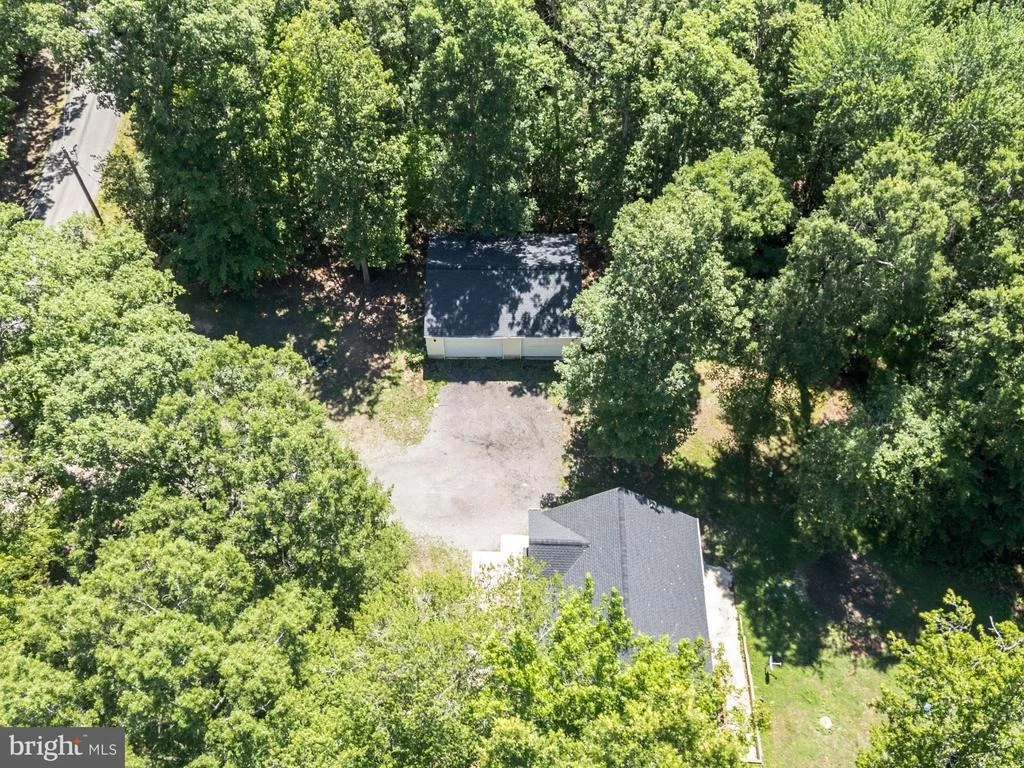Photo of 2535 SMITH POINT ROAD