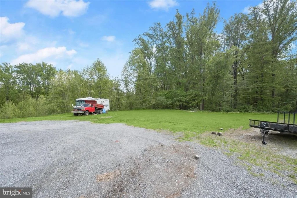 Photo of 2994 FALLS RUN ROAD