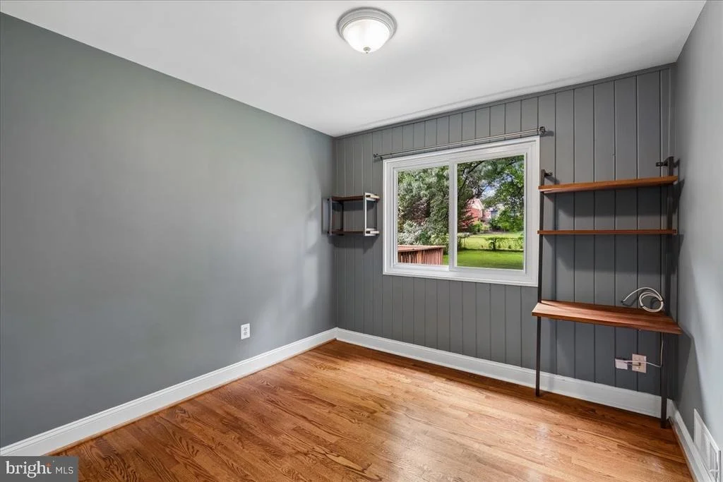 Photo of 9817 CHERRY TREE LANE