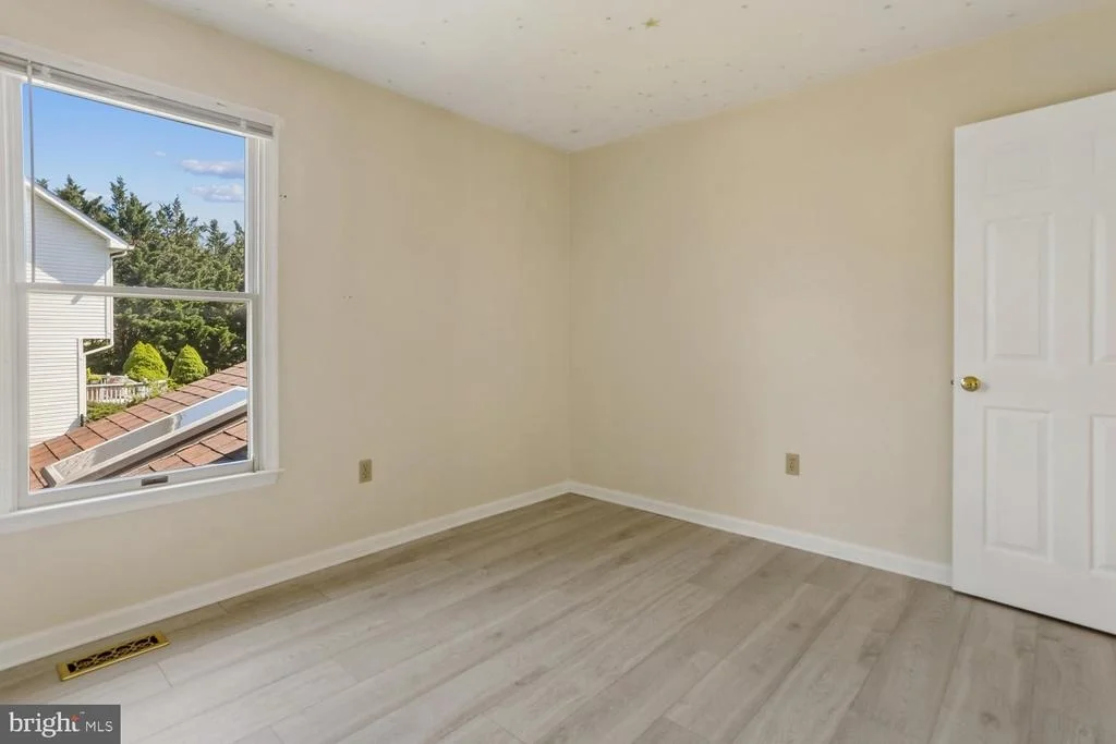 Photo of 301 CONE BRANCH DRIVE