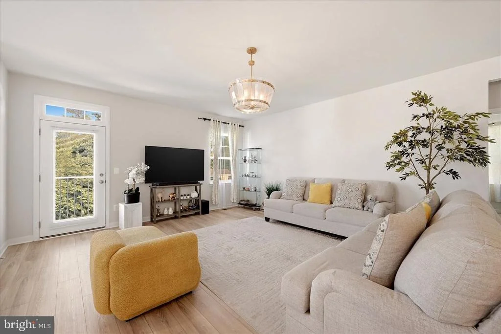 Photo of 2319 HAWKSHILL DRIVE
