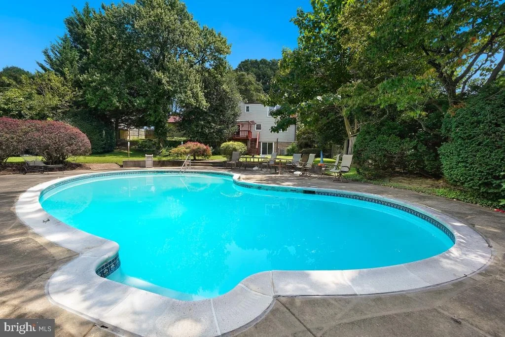 Photo of 14320 CANTRELL ROAD