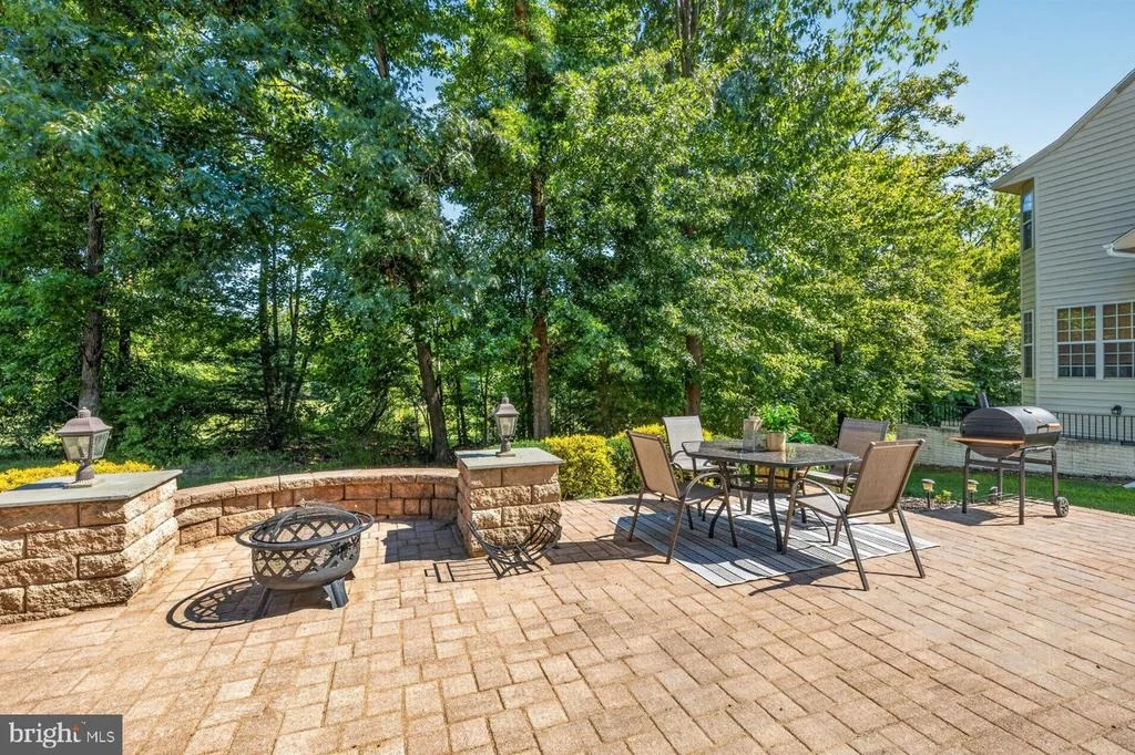 Photo of 6400 BARROW HOUSE DRIVE