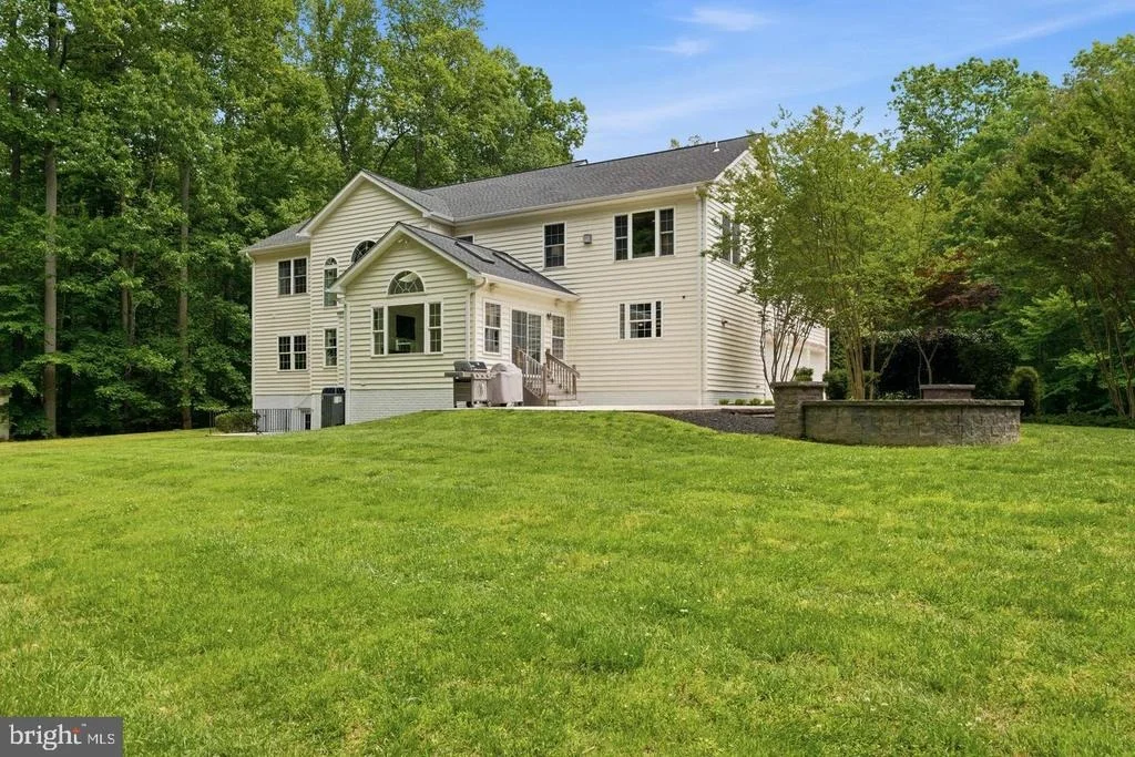 Photo of 3820 LEAFCREST COURT