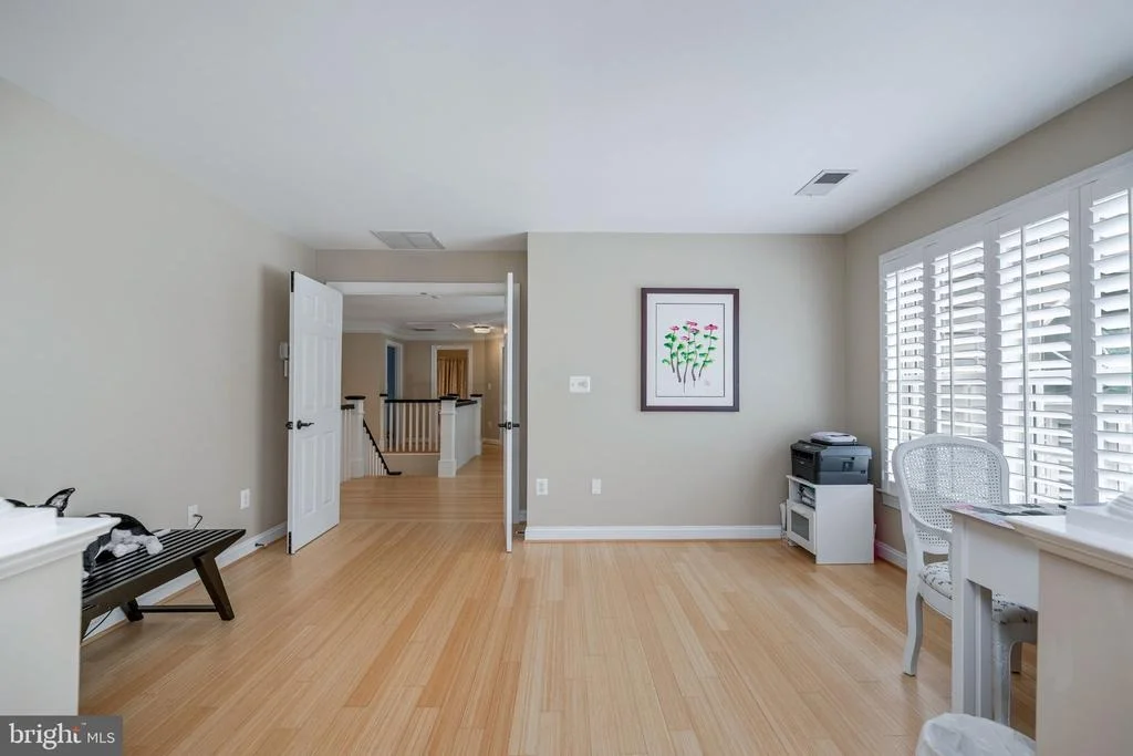Photo of 9809 JOHN ROBERT WAY