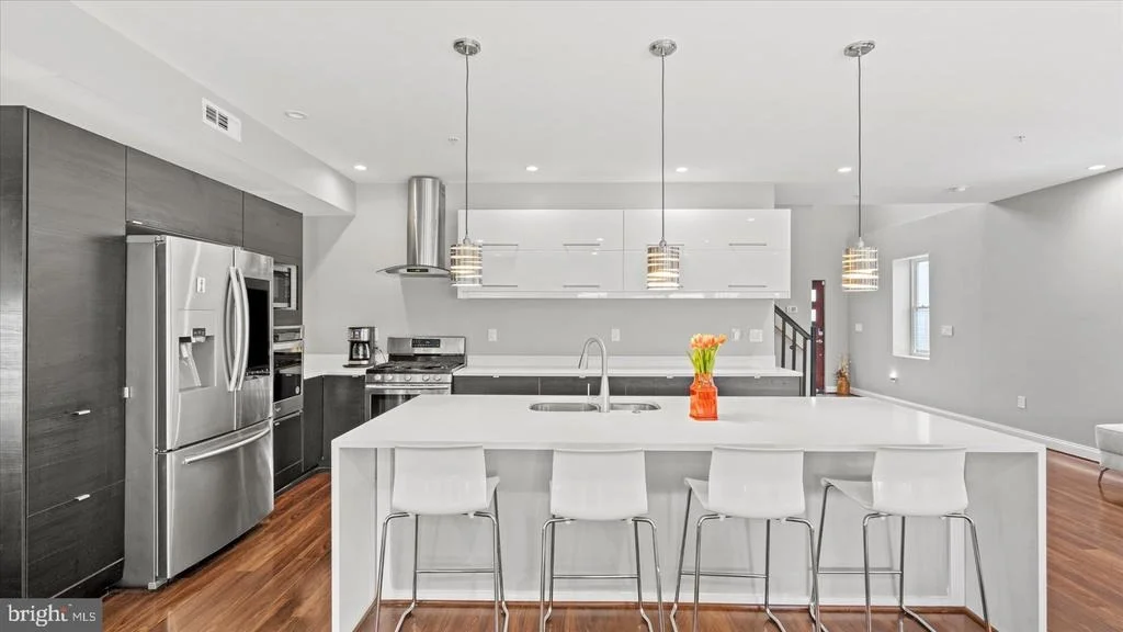 Photo of 3145 BAYBRIAR ROAD