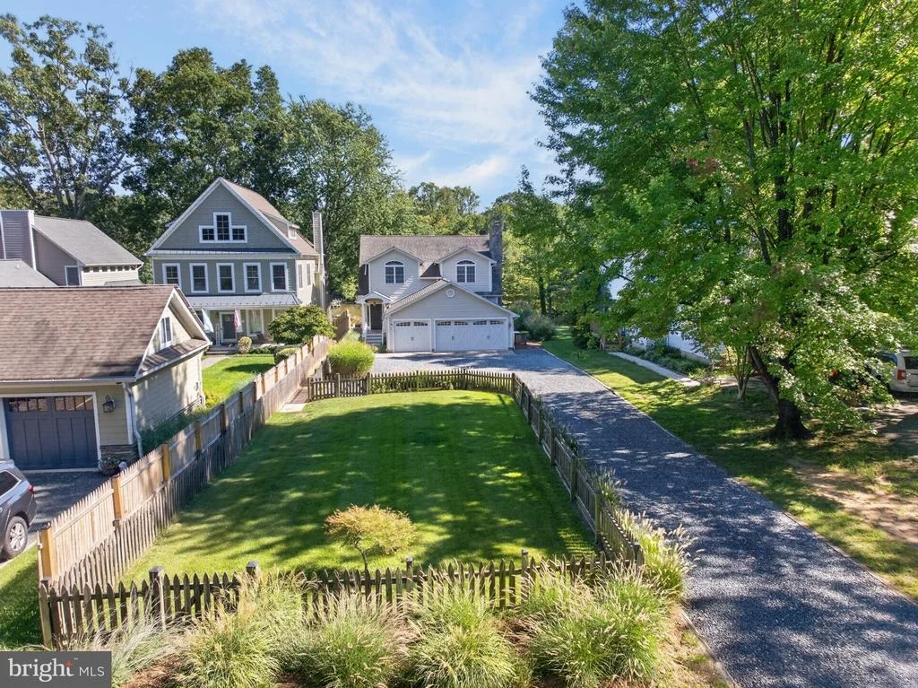 Photo of 971 PHILLIPS DRIVE