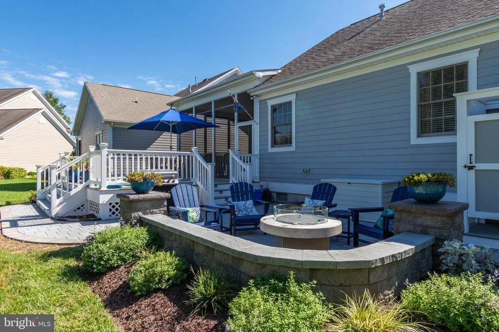 Photo of 141 WILLOW OAK AVENUE