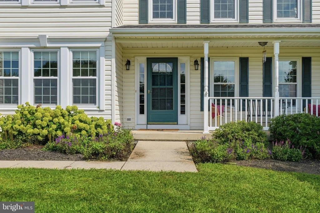 Photo of 4007 WINDWARD DRIVE