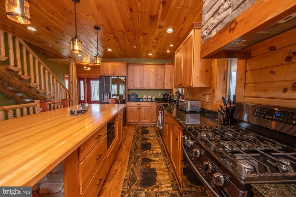 Photo of 276 SUNDANCE WAY