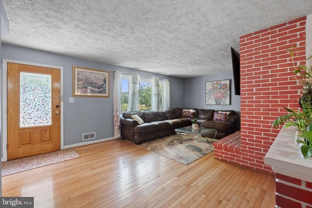 Photo of 23439 WATSON ROAD