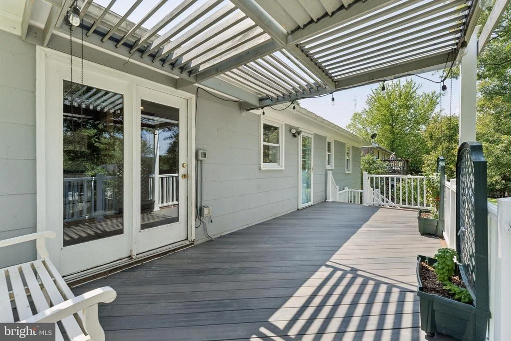 Photo of 8816 SAUNDERS LANE