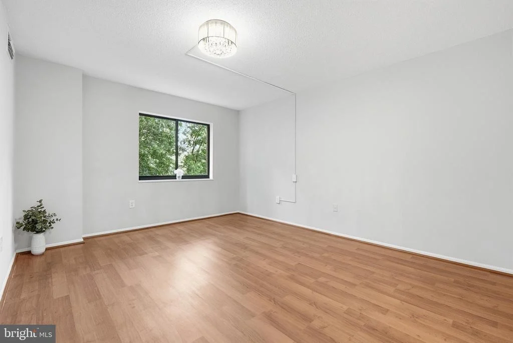 Photo of Unit 3524 at 15115 INTERLACHEN DRIVE