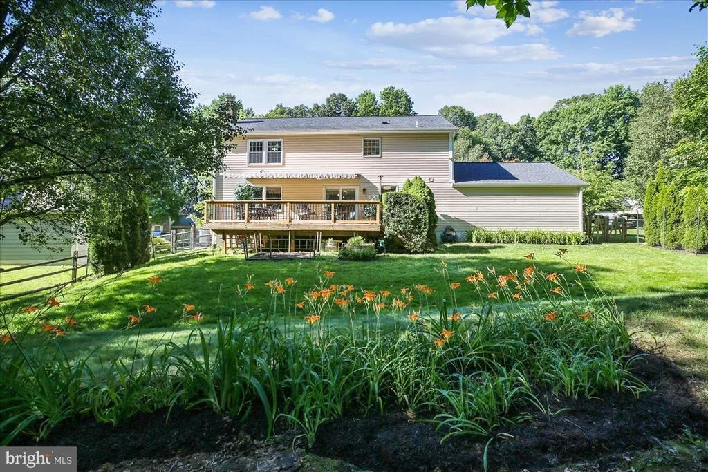 Photo of 16613 BETHAYRES ROAD