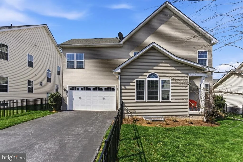 Photo of 4709 PULLER DRIVE