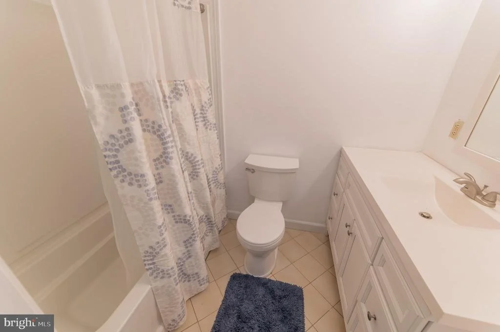 Photo of 2115 STERLING COURT