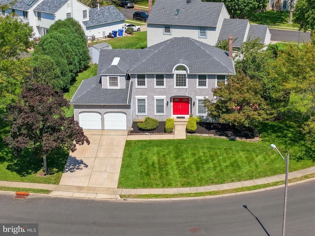 Photo of 16 KENSINGTON DRIVE