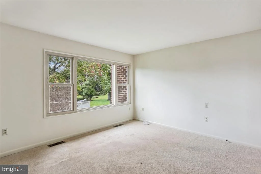Photo of Unit 102D at 3640 GLENEAGLES DRIVE