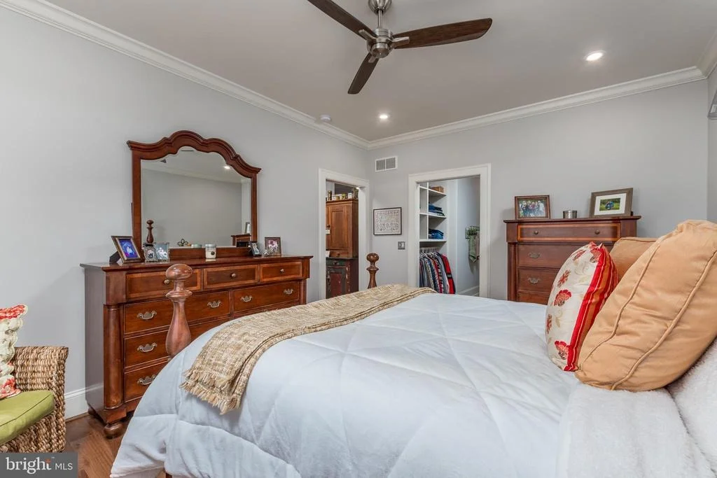 Photo of 144 ELIZABETH WAY