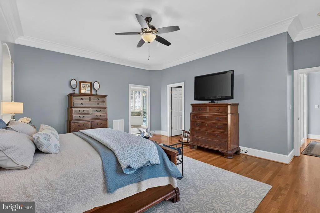 Photo of 2996 RIVER REACH