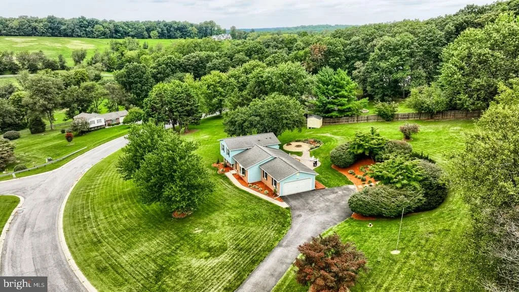 Photo of 5350 POMMEL DRIVE