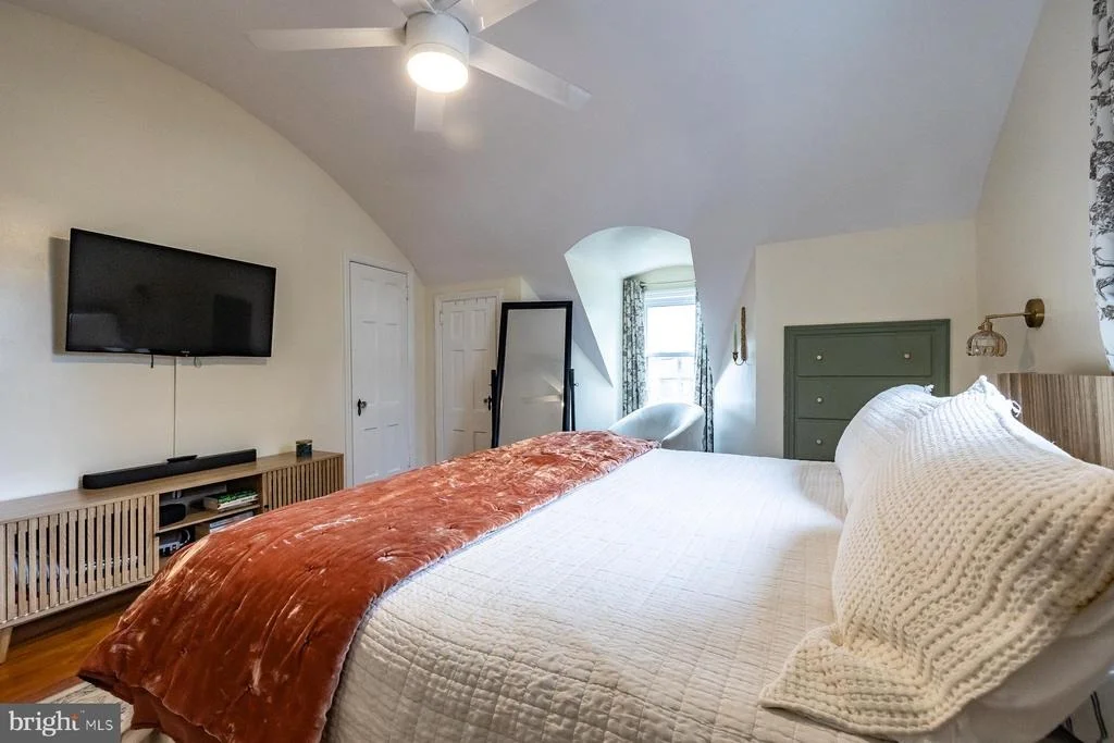 Photo of 15 KENDALL BOULEVARD