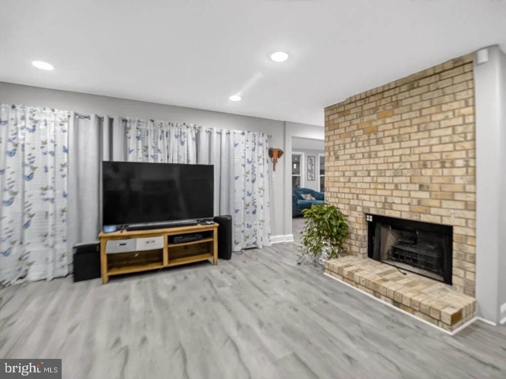 Photo of 4802 GRID STREET