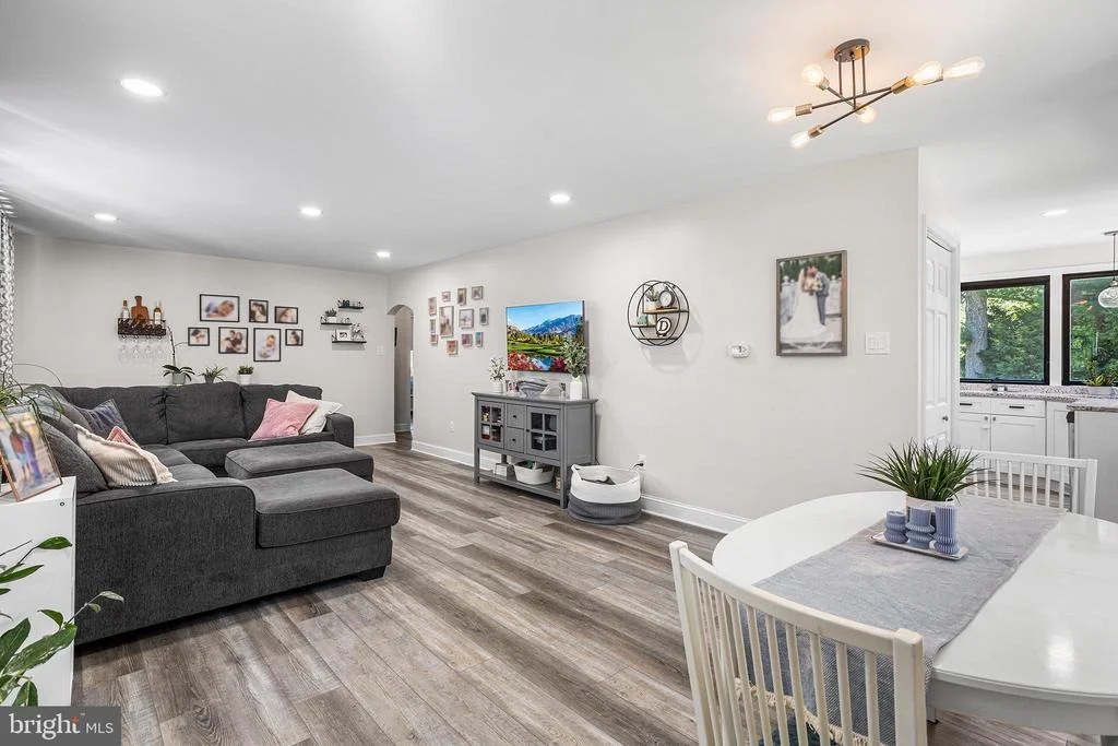 Photo of 100 BOWLING GREEN DRIVE