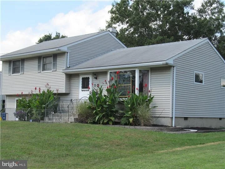 Photo of 17 SYCAMORE DRIVE