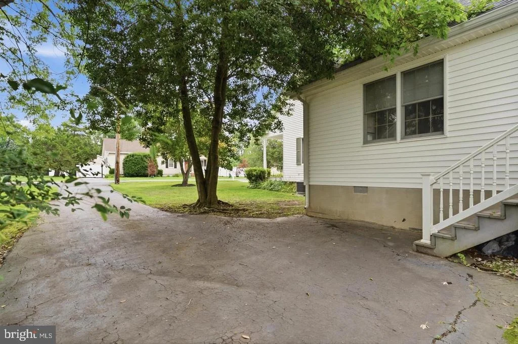 Photo of 305 PROSPECT STREET