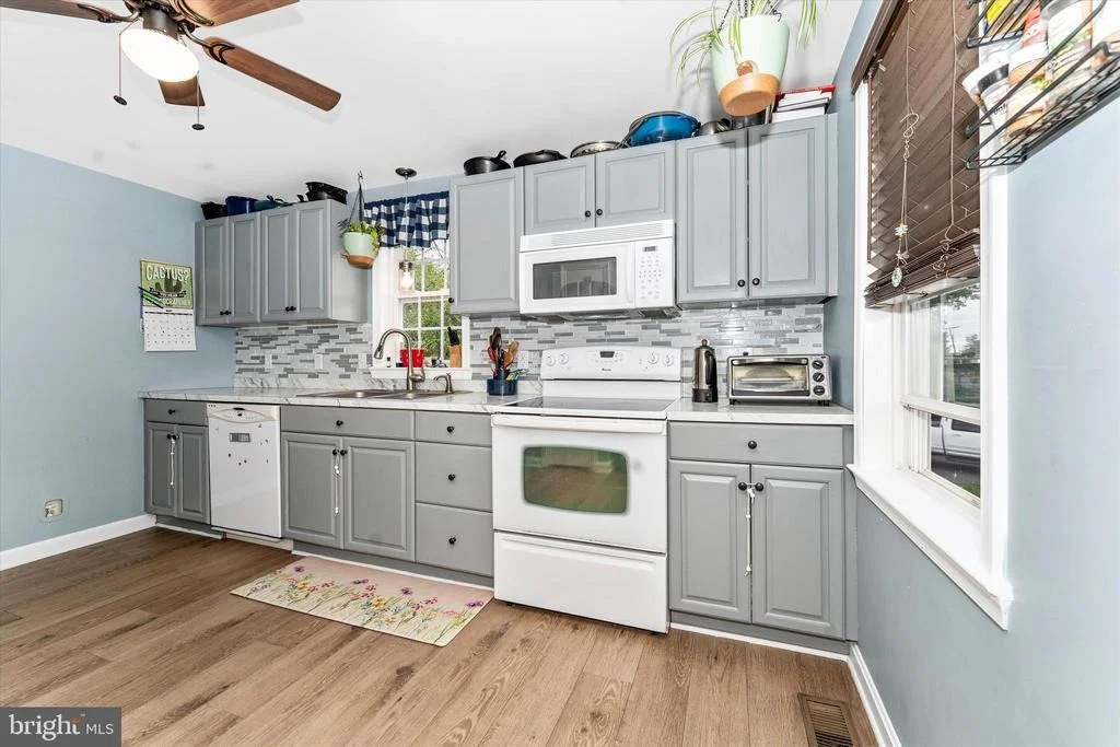 Photo of 2175 TREVANION ROAD