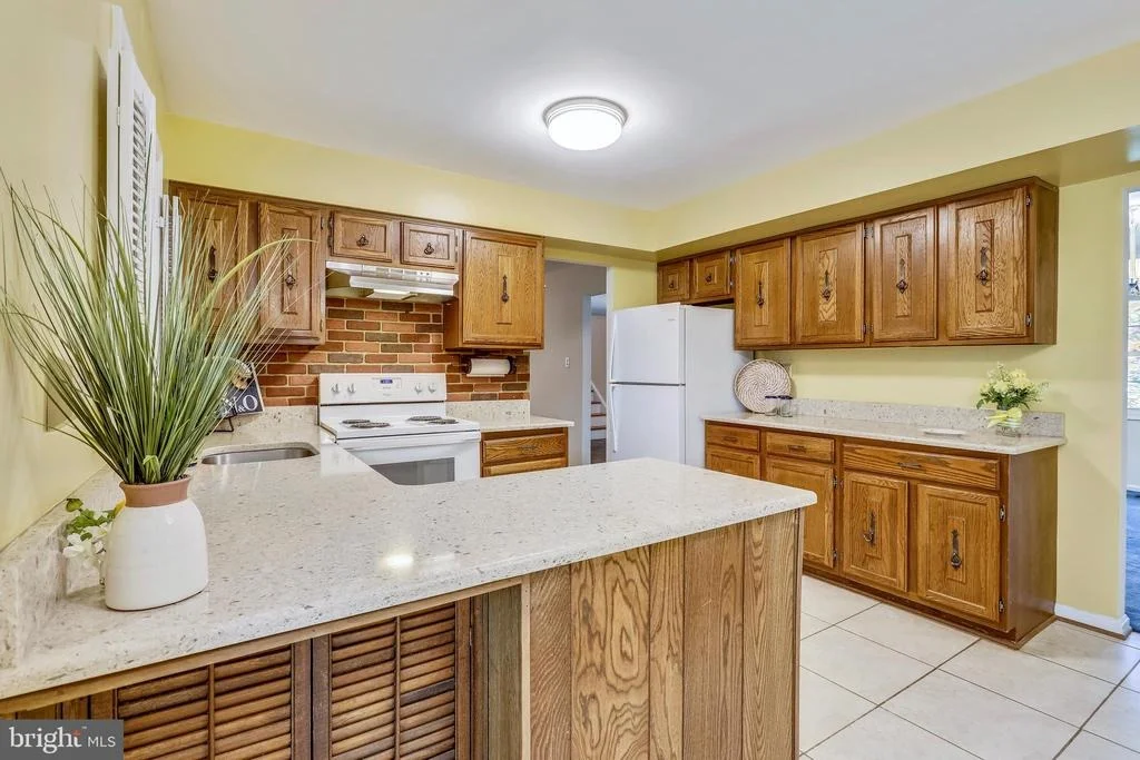 Photo of 14045 BREEZE HILL LANE