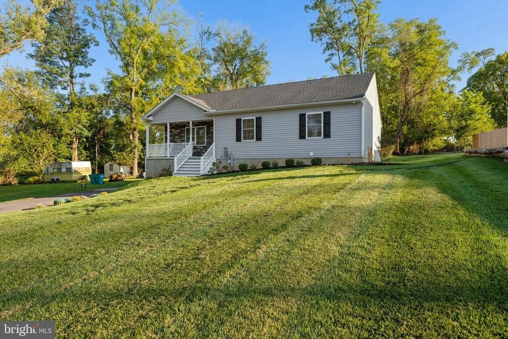 Photo of 4617 PRIESTLAND ROAD