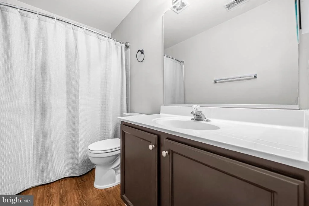 Photo of 478 DEVON DRIVE