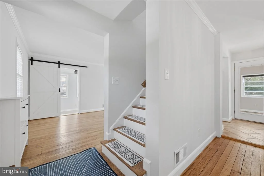 Photo of 4444 20TH ROAD N