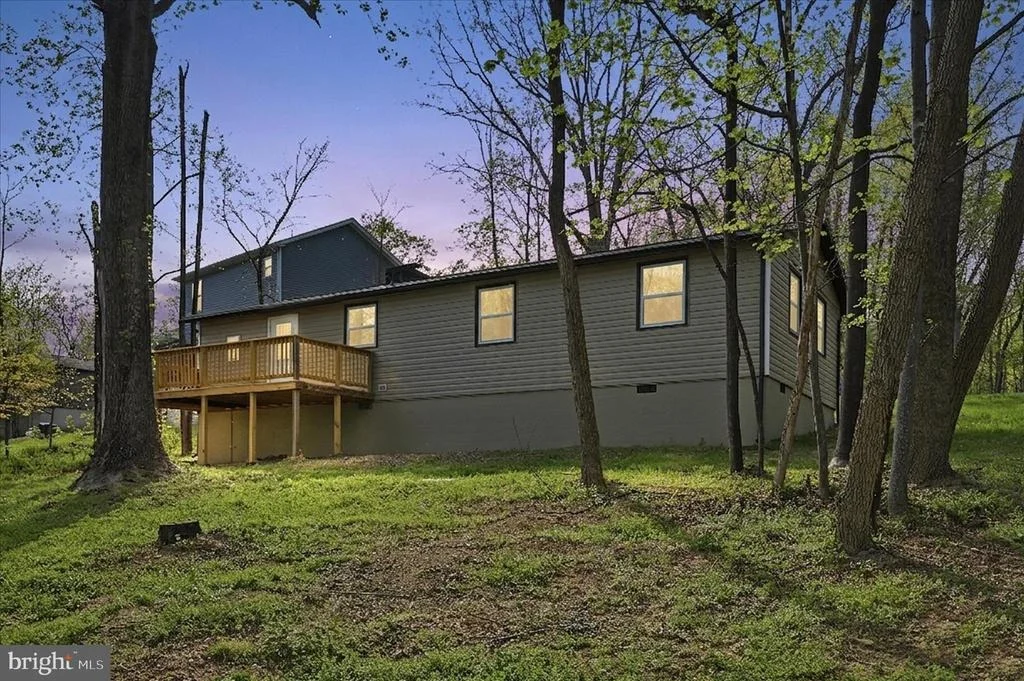 Photo of 105 BUCKSKIN TRAIL